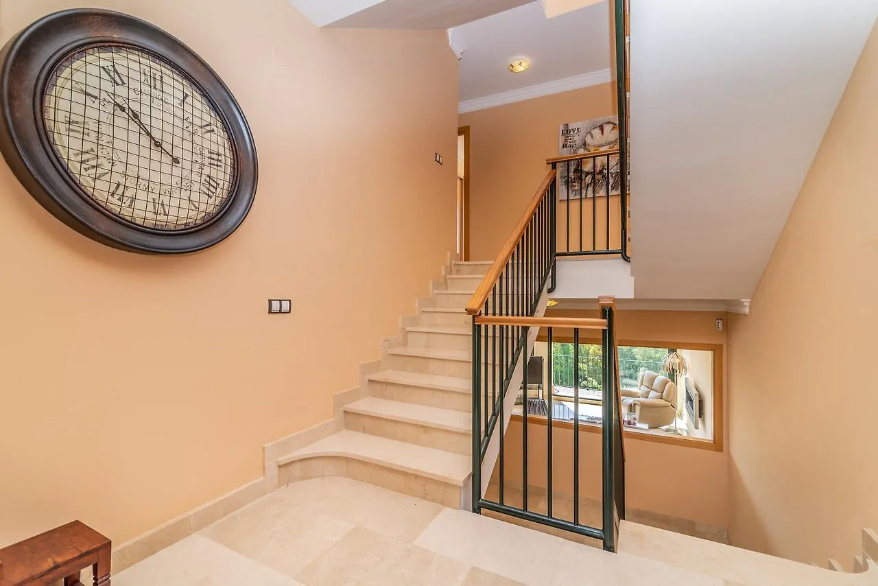 N&A Benalmadena Stunning 2Bdr Villa With Sea Views